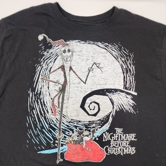 Disney Tim Burton's The Nightmare Before Christmas Large Black Crop Top NWT - Picture 9 of 9